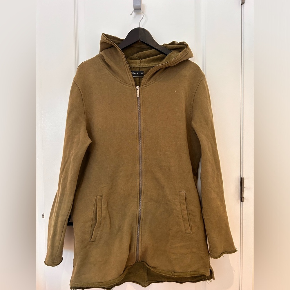 Vitality zip up, size L